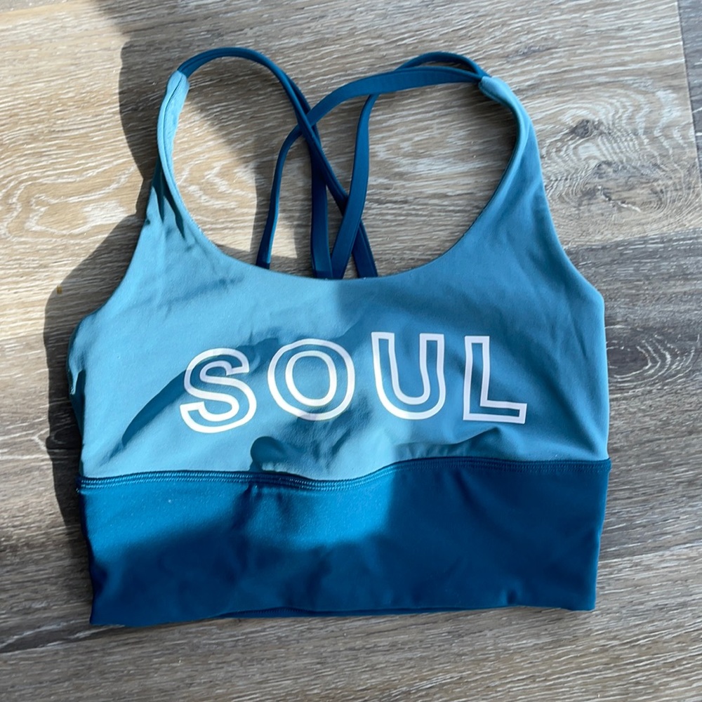 SoulCycle two toned lululemon bra